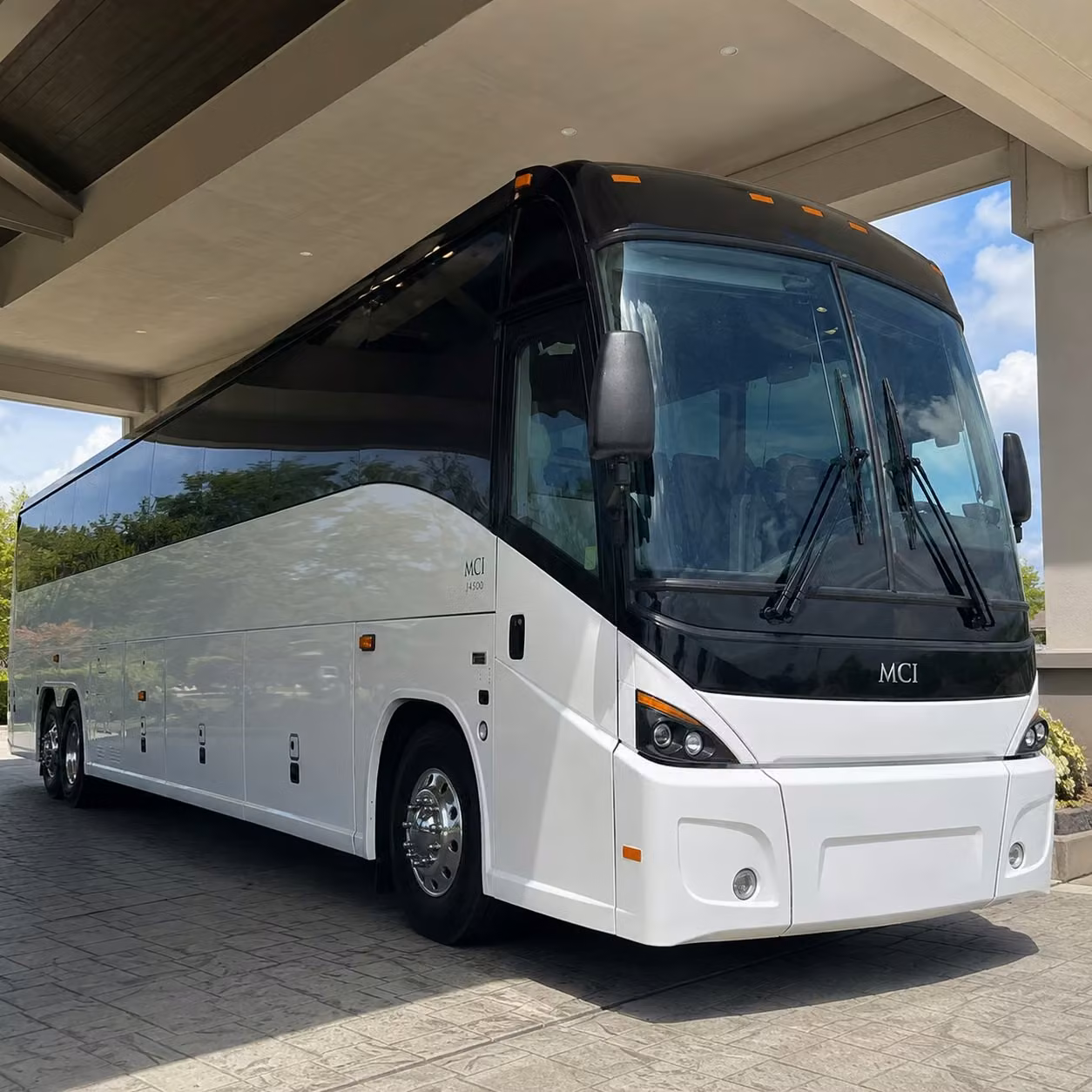 casino resort shuttle buses from rno to sparks and reno properties