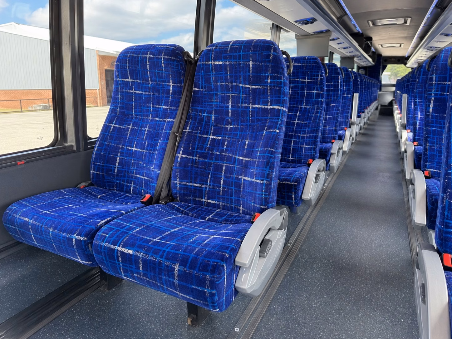shuttle your guests between sparks venues and reno hotels without the headaches